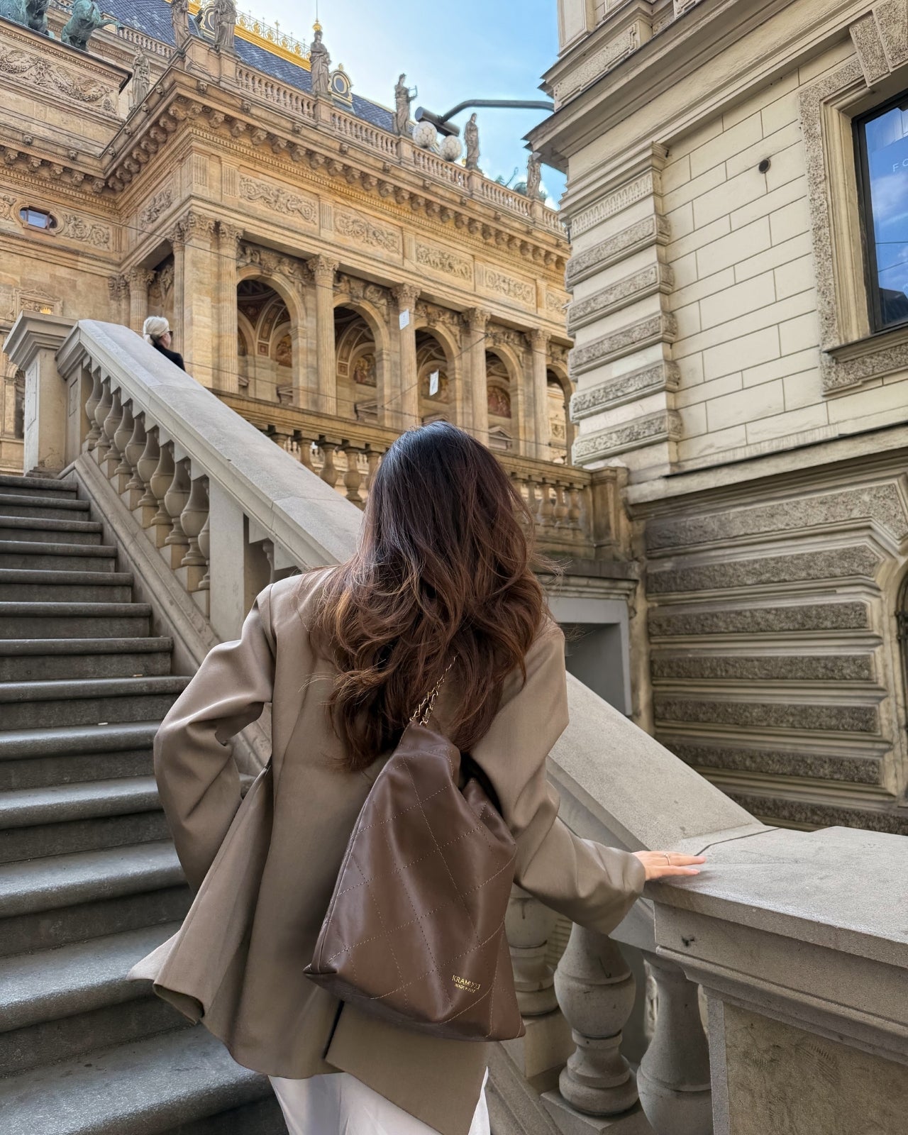 Varigotti Palazzo Taupe